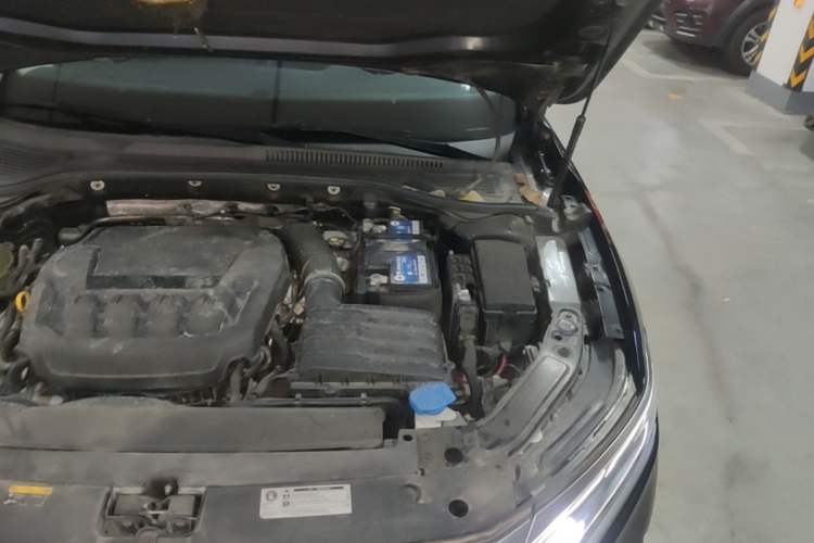 Used Volkswagen Passat 2024 380TSI Luxury Edition Engine Bay Left