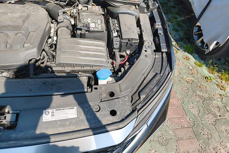 Used Volkswagen Passat 2024 330TSI Starry Elite Edition Engine Bay Left