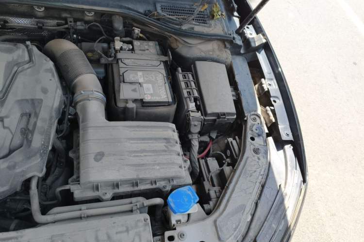 Used Volkswagen Passat 2024 380TSI Starry Luxury Edition Engine Bay Left