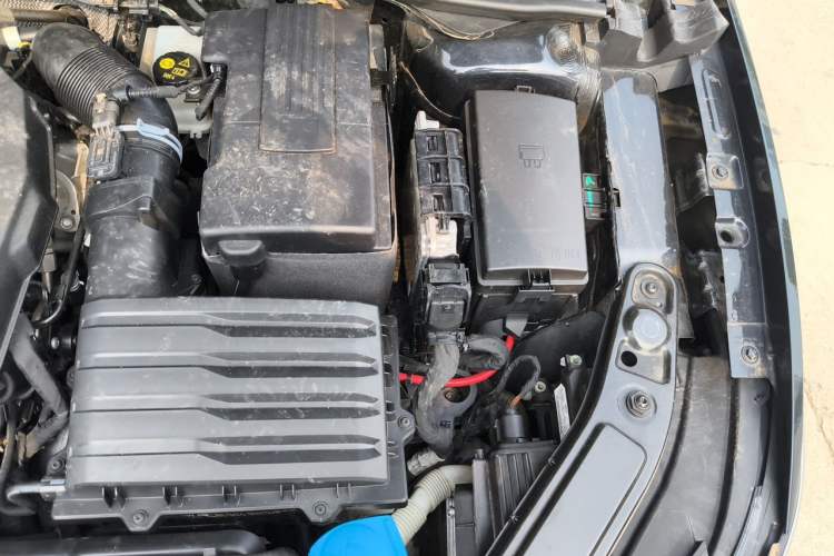 Used Volkswagen Passat 2024 330TSI Elite Edition Engine Bay Left