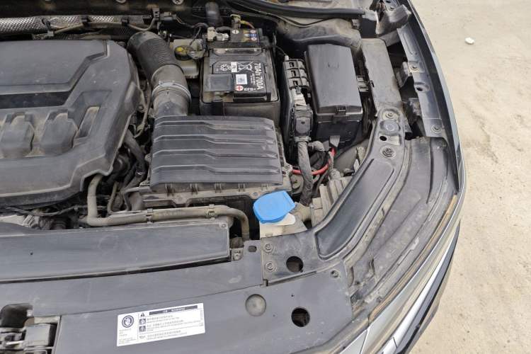 Used Volkswagen Passat 2024 380TSI Dragon Edition Engine Bay Left