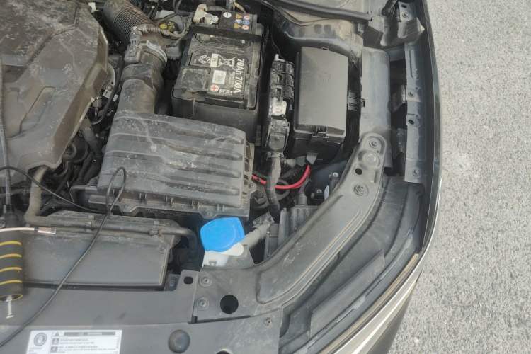 Used Volkswagen Passat 2024 330TSI Starry Elite Edition Engine Bay Left