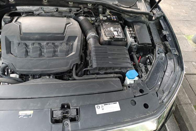Used Volkswagen Passat 2024 380TSI Starry Dragon Edition Engine Bay Left