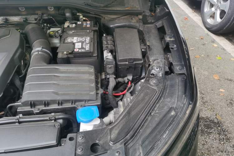 Used Volkswagen Passat 2024 380TSI Starry Dragon Edition Engine Bay Left