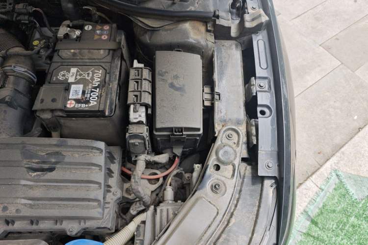 Used Volkswagen Passat 2024 330TSI Starry Elite Edition Engine Bay Left