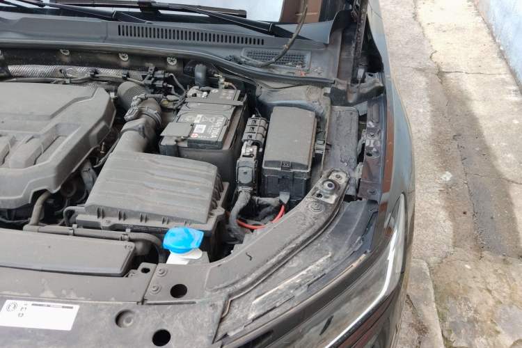 Used Volkswagen Passat 2024 330TSI Starry Elite Edition Engine Bay Left
