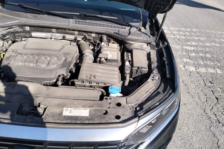 Used Volkswagen Passat 2024 380TSI Luxury Edition Engine Bay Left