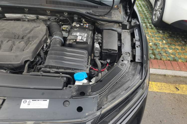 Used Volkswagen Passat 2024 380TSI Starry Dragon Edition Engine Bay Left