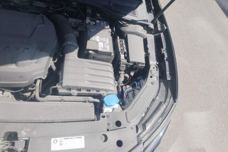Used Volkswagen Passat 2024 380TSI Dragon Glory Edition Engine Bay Left