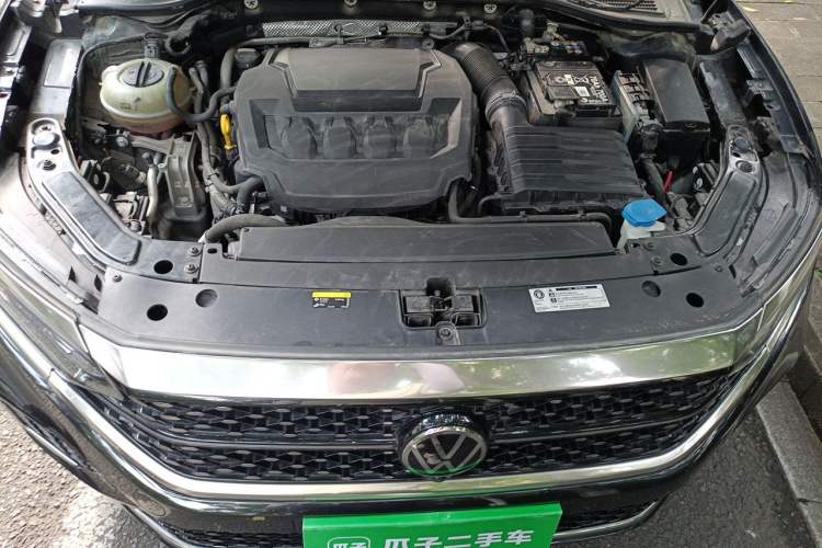 Used Volkswagen Passat 2024 380TSI Starry Dragon Edition Engine Bay