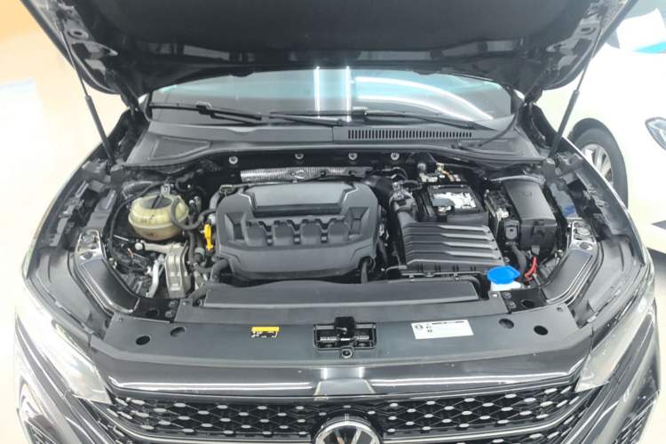 Used Volkswagen Passat 2024 330TSI Starry Elite Edition Engine Bay