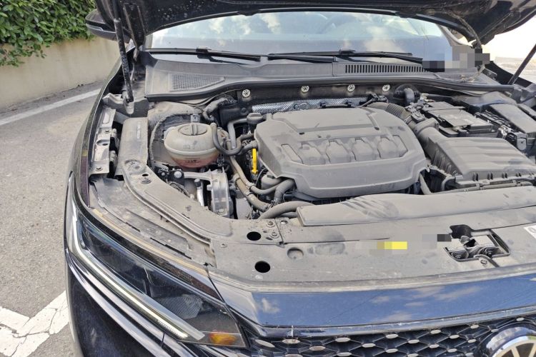 Used Volkswagen Passat 2024 330TSI Starry Elite Edition Engine Bay Right