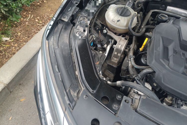 Used Volkswagen Passat 2024 380TSI Flagship Edition Engine Bay Right