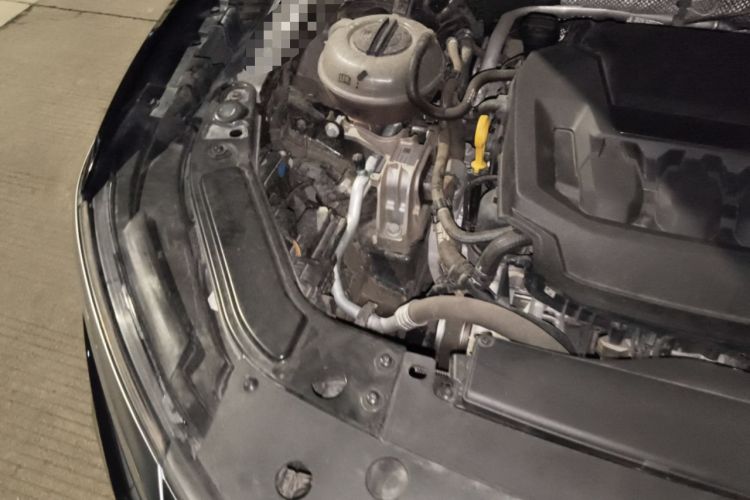 Used Volkswagen Passat 2024 380TSI Luxury Edition Engine Bay Right