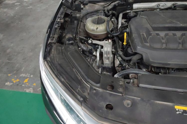 Used Volkswagen Passat 2024 330TSI Elite Edition Engine Bay Right