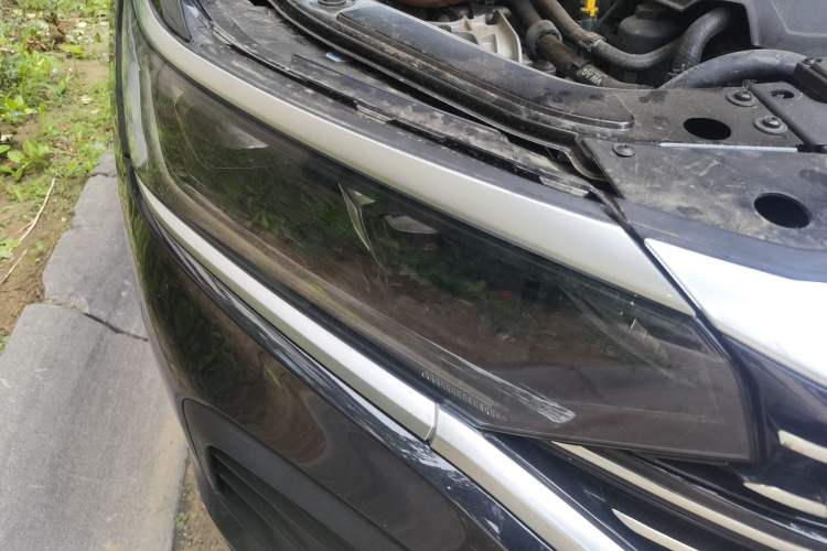 Used Volkswagen Passat 2024 380TSI Dragon Edition Engine Bay Right