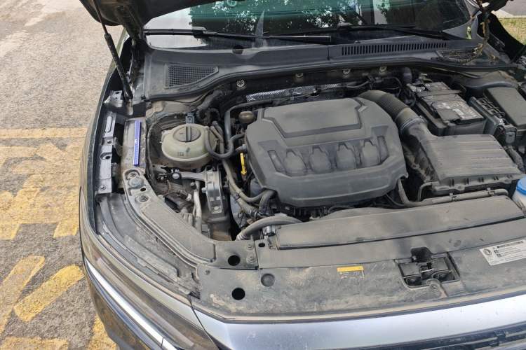 Used Volkswagen Passat 2024 380TSI Elite Edition Engine Bay Right