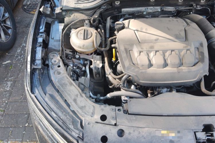 Used Volkswagen Passat 2024 380TSI Dragon Glory Edition Engine Bay Right
