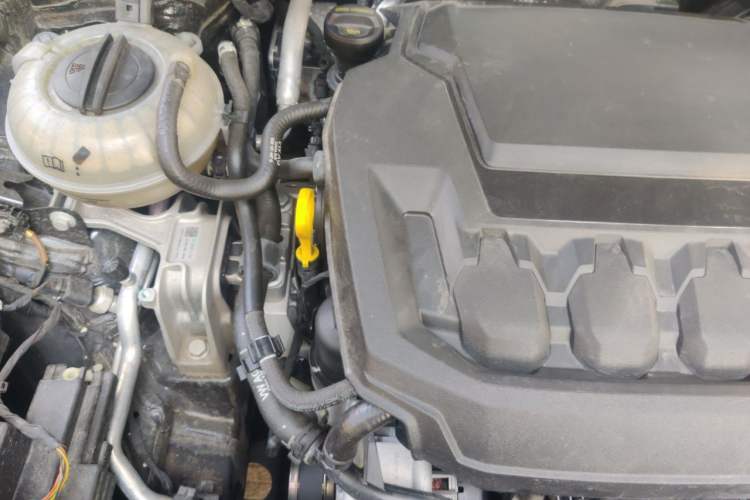 Used Volkswagen Passat 2024 380TSI Starry Luxury Edition Engine Bay Right