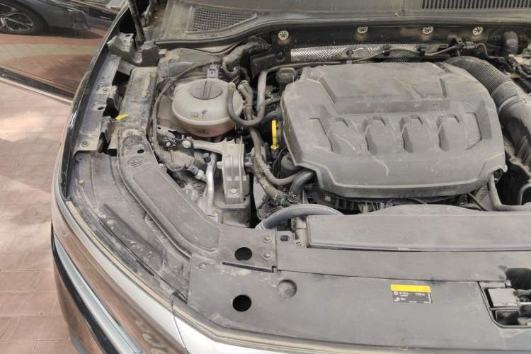 Used Volkswagen Passat 2024 380TSI Elite Edition Engine Bay Right