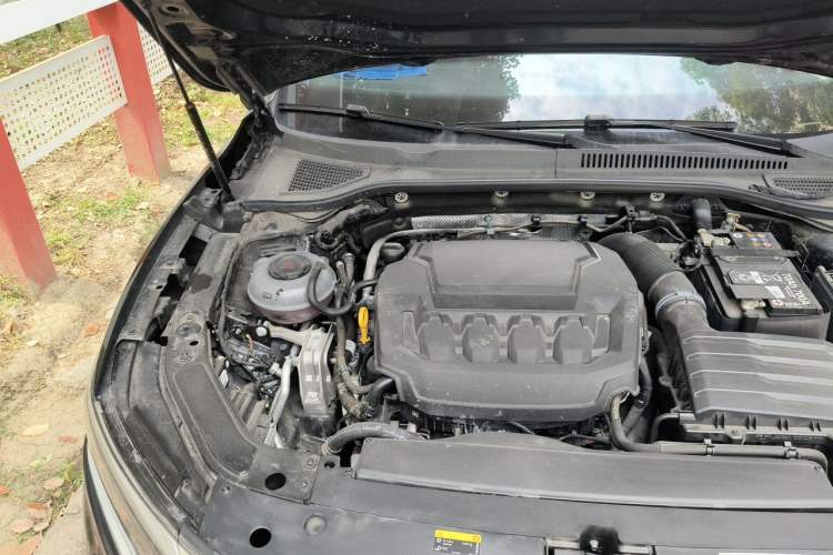 Used Volkswagen Passat 2024 380TSI Starry Dragon Edition Engine Bay Right