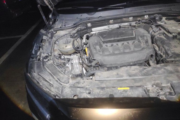 Used Volkswagen Passat 2024 330TSI Elite Edition Engine Bay Right