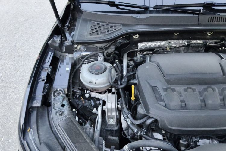 Used Volkswagen Passat 2024 380TSI Starry Dragon Edition Engine Bay Right