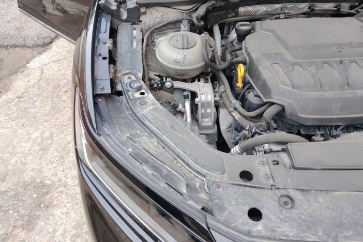 Used Volkswagen Passat 2024 330TSI Starry Elite Edition Engine Bay Right