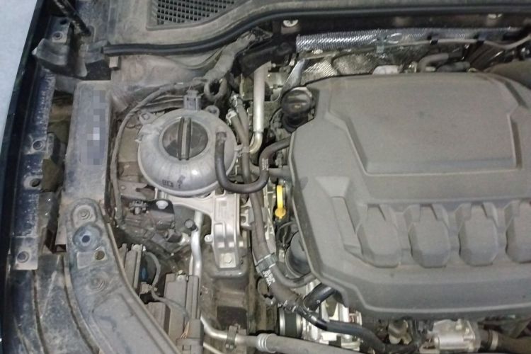 Used Volkswagen Passat 2024 380TSI Dragon Glory Edition Engine Bay Right