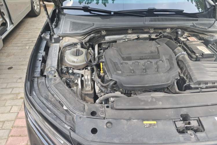Used Volkswagen Passat 2024 380TSI Starry Luxury Edition Engine Bay Right