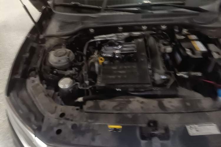 Used Volkswagen Passat 2024 280TSI Business Edition Engine Bay Right