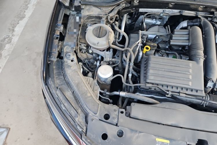 Used Volkswagen Passat 2024 280TSI Business Edition Engine Bay Right