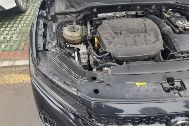Used Volkswagen Passat 2024 380TSI Starry Dragon Edition Engine Bay Right