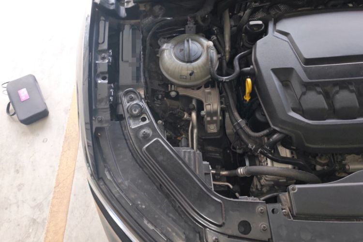 Used Volkswagen Passat 2024 380TSI Starry Dragon Edition Engine Bay Right
