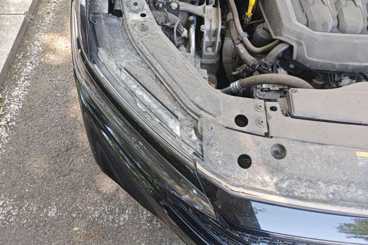 Used Volkswagen Passat 2024 380TSI Starry Dragon Edition Engine Bay Right
