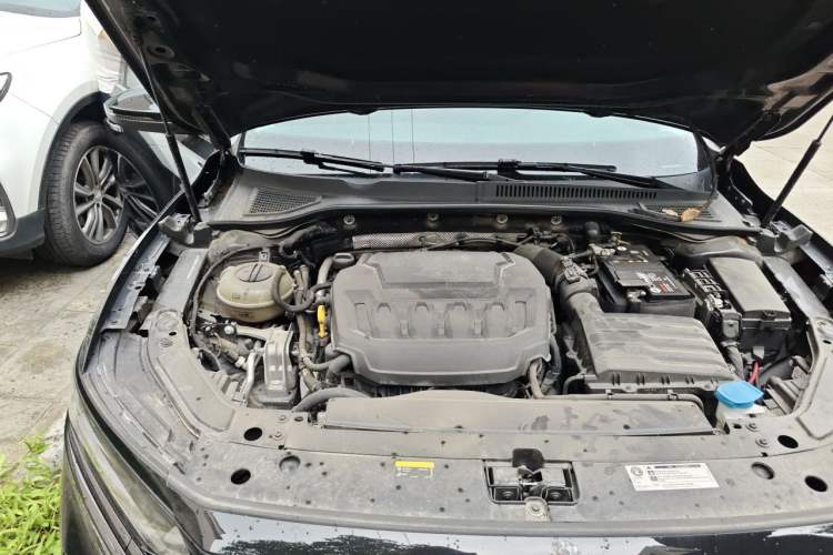 Used Volkswagen Passat 2024 330TSI Starry Elite Edition Engine Bay Right