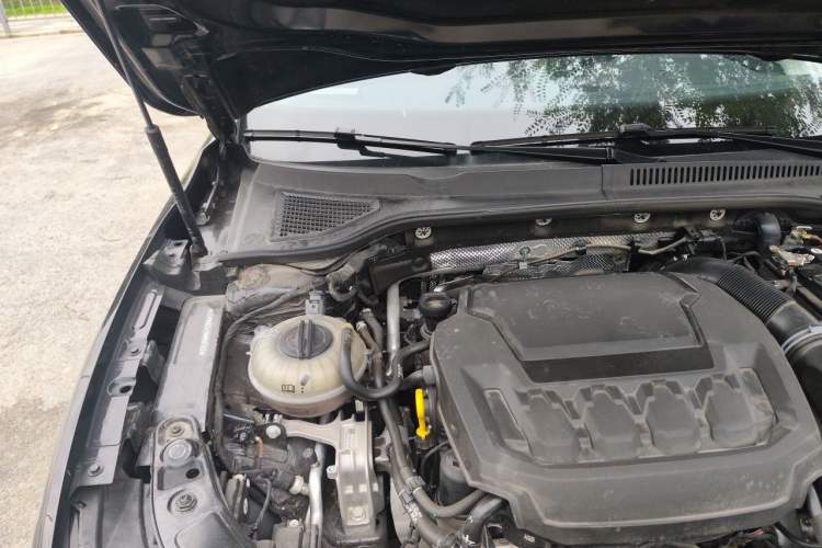 Used Volkswagen Passat 2024 380TSI Starry Dragon Edition Engine Bay Right
