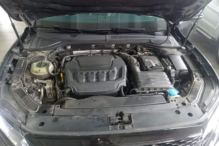 Used Volkswagen Passat 2024 330TSI Starry Elite Edition Engine Bay