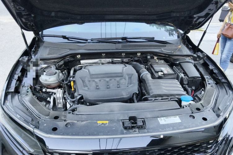 Used Volkswagen Passat 2024 380TSI Starry Dragon Edition Engine Bay