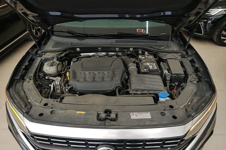 Used Volkswagen Passat 2024 380TSI Luxury Edition Engine Bay