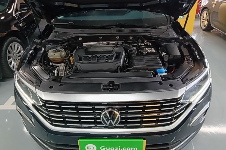 Used Volkswagen Passat 2024 330TSI Elite Edition Engine Bay