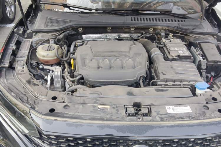 Used Volkswagen Passat 2024 380TSI Starry Elite Edition Engine Bay