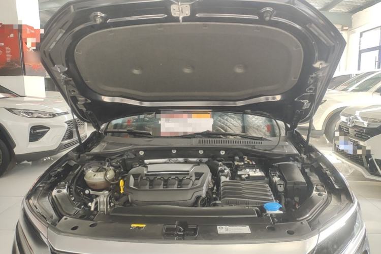 Used Volkswagen Passat 2024 330TSI Elite Edition Engine Bay