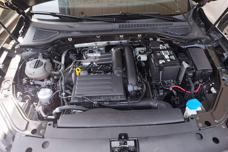 Used Volkswagen Passat 2024 280TSI Business Edition Engine Bay