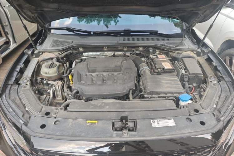 Used Volkswagen Passat 2024 380TSI Starry Luxury Edition Engine Bay
