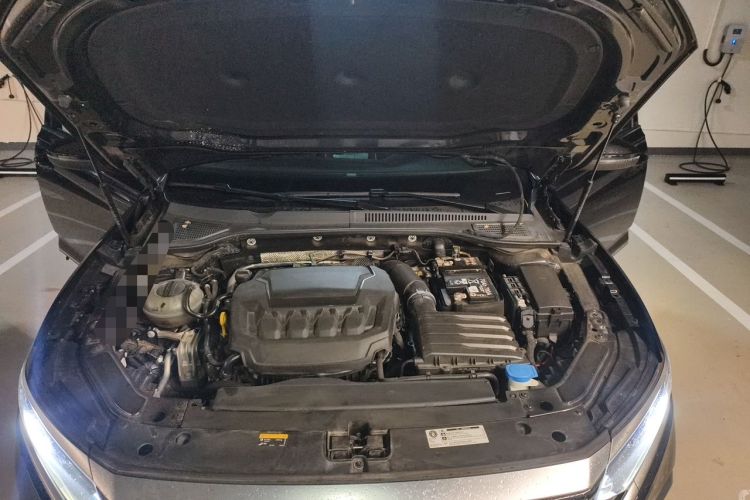 Used Volkswagen Passat 2024 380TSI Elite Edition Engine Bay