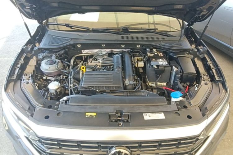 Used Volkswagen Passat 2024 280TSI Business Edition Engine Bay