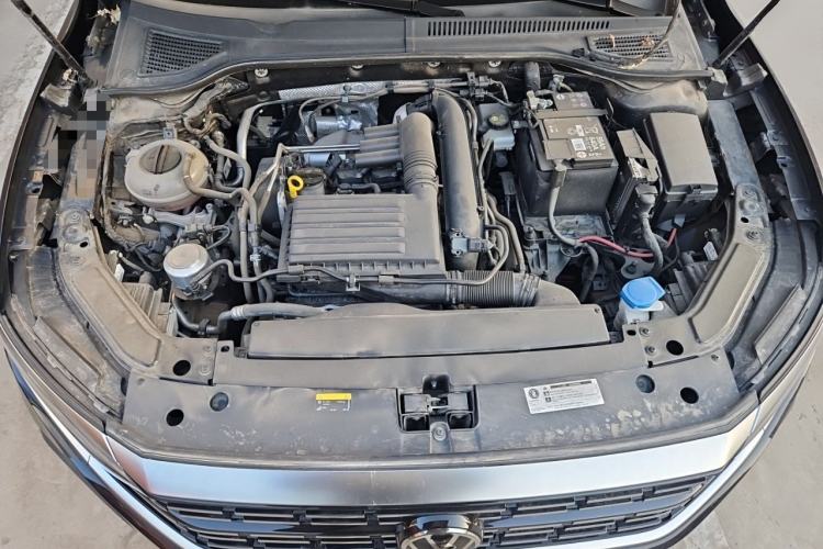 Used Volkswagen Passat 2024 280TSI Business Edition Engine Bay