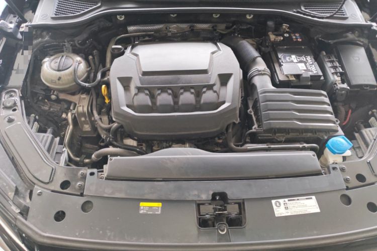Used Volkswagen Passat 2024 380TSI Starry Dragon Edition Engine Bay