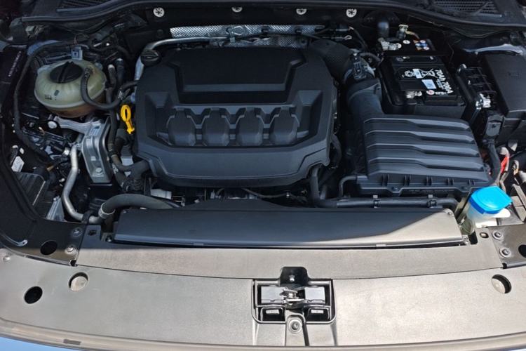Used Volkswagen Passat 2024 330TSI Elite Edition Engine Bay